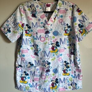 Minnie Mouse Scrub Top Size Small